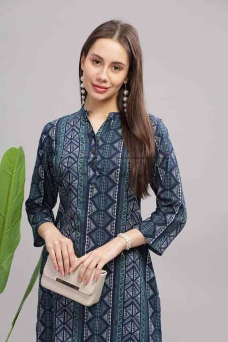 Blue vertical printed kurti with mandarin collar